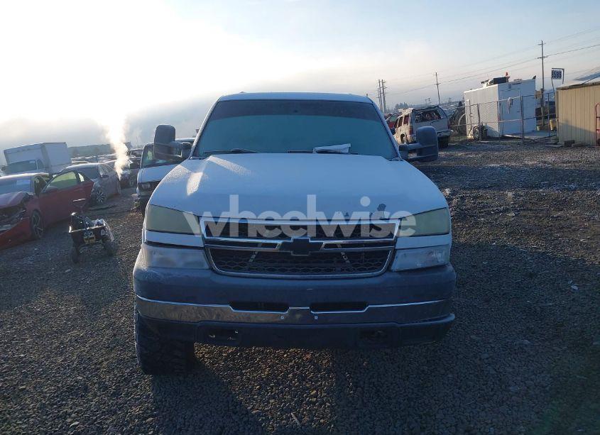 Photo 13 of 2006 Chevrolet Silverado 2500HD LT1 (VIN 1GCHK23D96F177403)