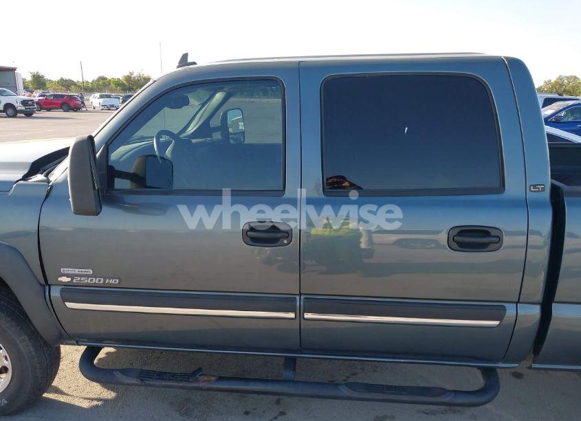Photo 15 of 2007 Chevrolet Silverado 2500HD CLASSIC LT1 (VIN 1GCHK23D97F183218)
