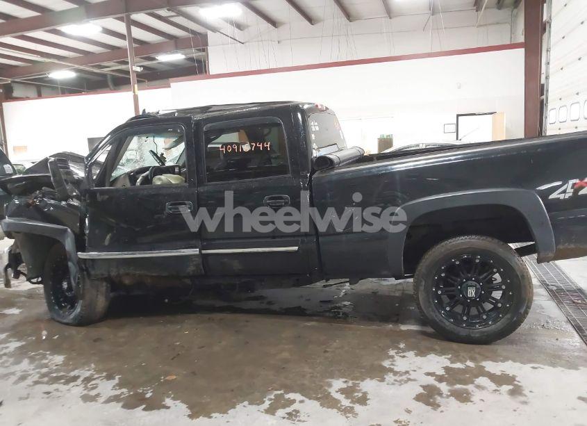 Photo 14 of 2006 Chevrolet Silverado 2500HD LT3 (VIN 1GCHK23DX6F210487)