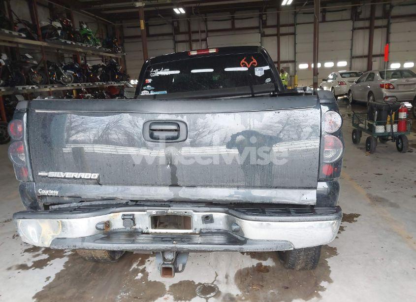 Photo 16 of 2006 Chevrolet Silverado 2500HD LT3 (VIN 1GCHK23DX6F210487)