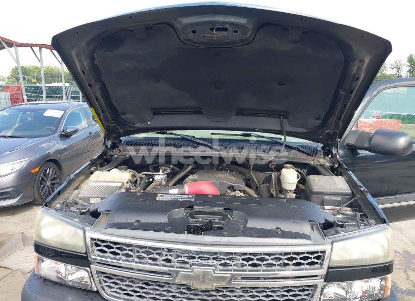 Photo 10 of 2005 Chevrolet Silverado 2500HD LT (VIN 1GCHK23G35F931582)