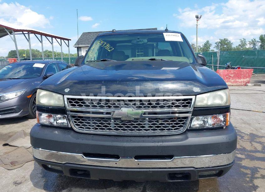 Photo 12 of 2005 Chevrolet Silverado 2500HD LT (VIN 1GCHK23G35F931582)