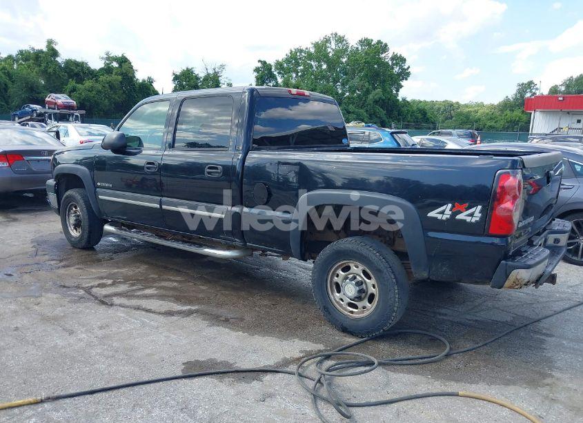 Photo 3 of 2005 Chevrolet Silverado 2500HD LT (VIN 1GCHK23G35F931582)