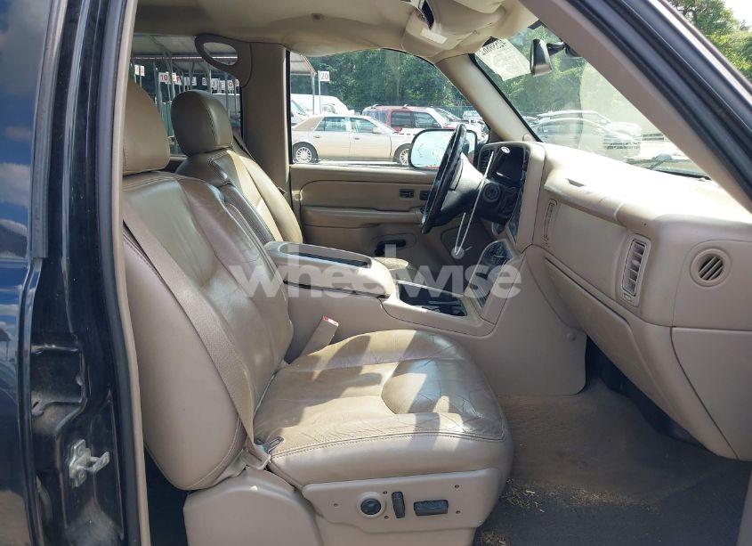 Photo 5 of 2005 Chevrolet Silverado 2500HD LT (VIN 1GCHK23G35F931582)