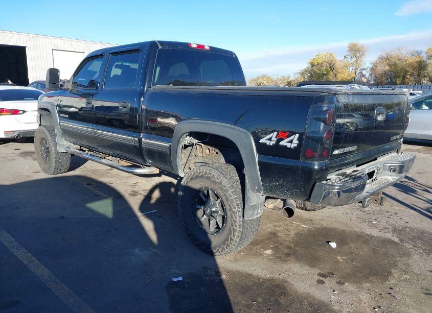 Photo 3 of 2002 Chevrolet Silverado 2500HD LS (VIN 1GCHK23G52F150008)
