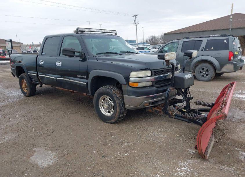 2002 Chevrolet Silverado 2500HD LS (VIN 1GCHK23G52F165625) main photo