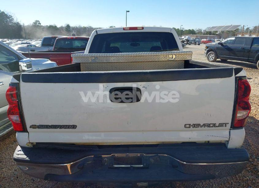 Photo 16 of 2004 Chevrolet Silverado 2500HD LS (VIN 1GCHK23G74F114579)