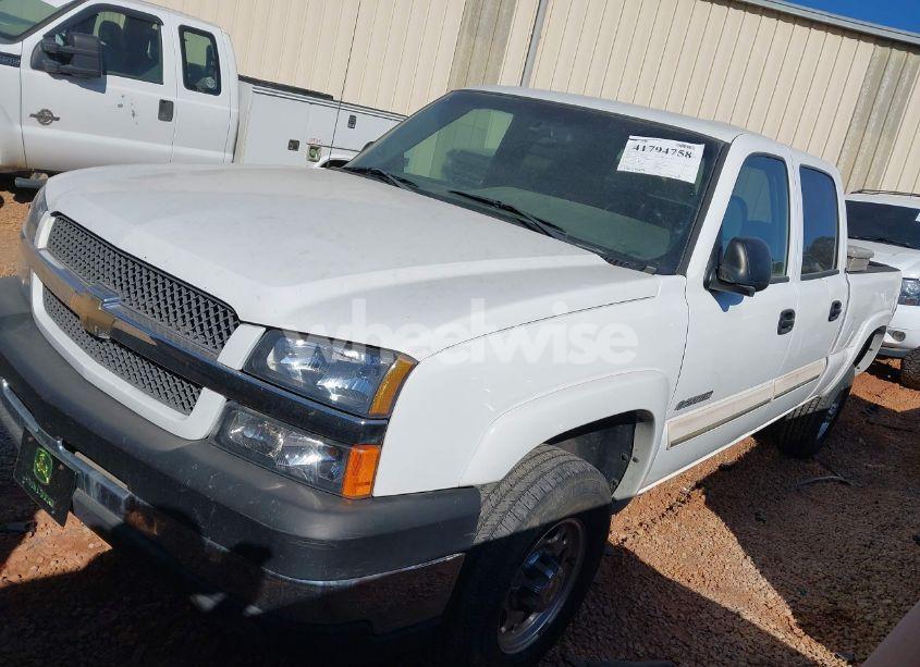 Photo 2 of 2004 Chevrolet Silverado 2500HD LS (VIN 1GCHK23G74F114579)