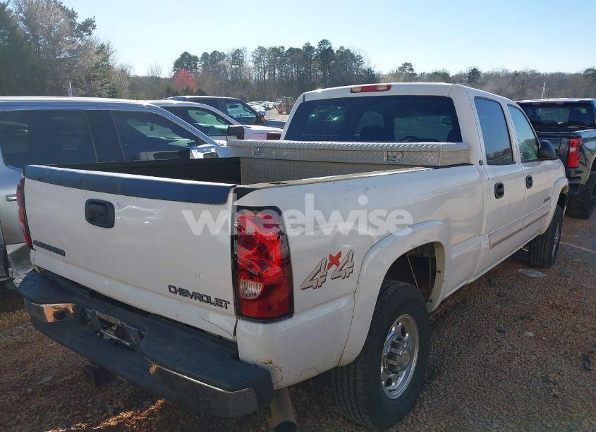 Photo 4 of 2004 Chevrolet Silverado 2500HD LS (VIN 1GCHK23G74F114579)