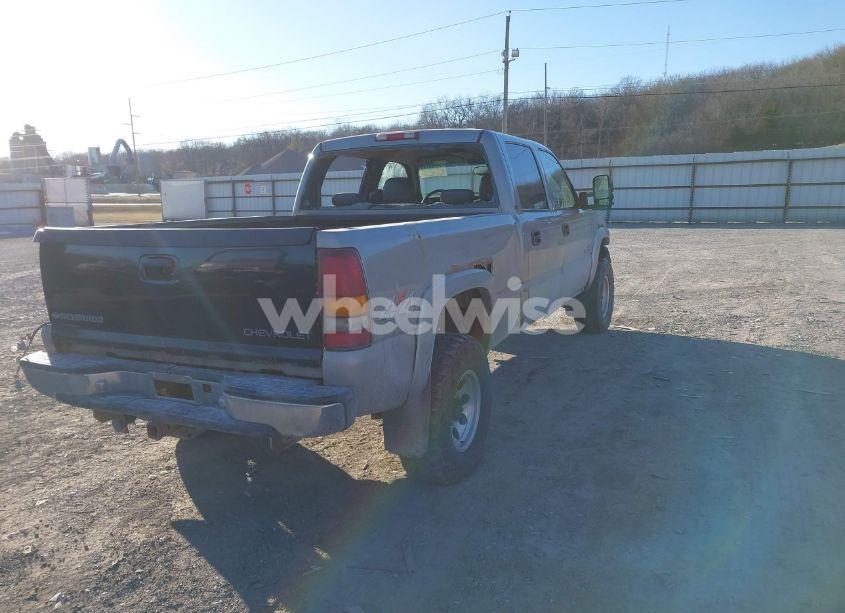 Photo 4 of 2001 Chevrolet Silverado 2500HD LT (VIN 1GCHK23G91F130620)