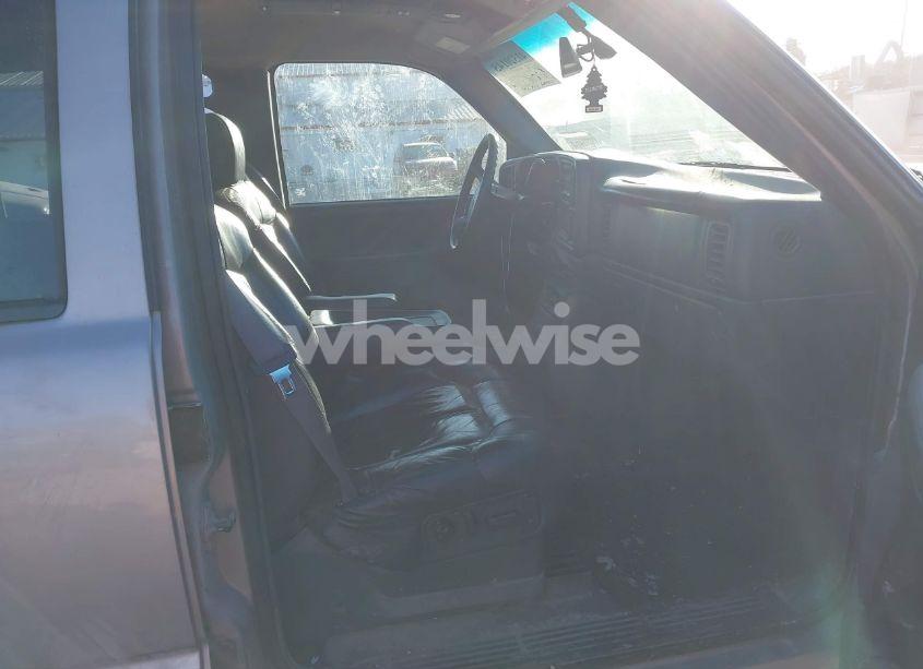 Photo 5 of 2001 Chevrolet Silverado 2500HD LT (VIN 1GCHK23G91F130620)