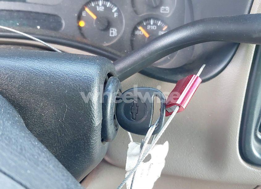 Photo 11 of 2003 Chevrolet Silverado 2500HD LT (VIN 1GCHK23G93F134296)