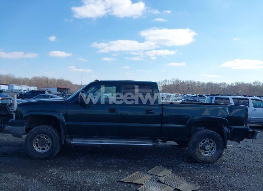 Photo 14 of 2003 Chevrolet Silverado 2500HD LT (VIN 1GCHK23G93F134296)