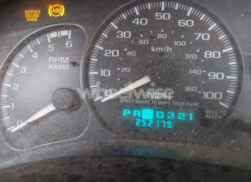 Photo 16 of 2002 Chevrolet Silverado 2500HD LS (VIN 1GCHK23GX2F159741)