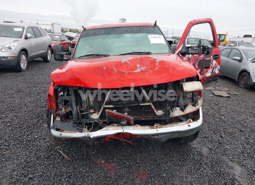 Photo 6 of 2002 Chevrolet Silverado 2500HD LS (VIN 1GCHK23GX2F159741)