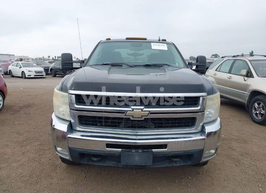 Photo 13 of 2007 Chevrolet Silverado 2500HD LT1/LT2/LTZ/WORK TRUCK (VIN 1GCHK23K07F507090)