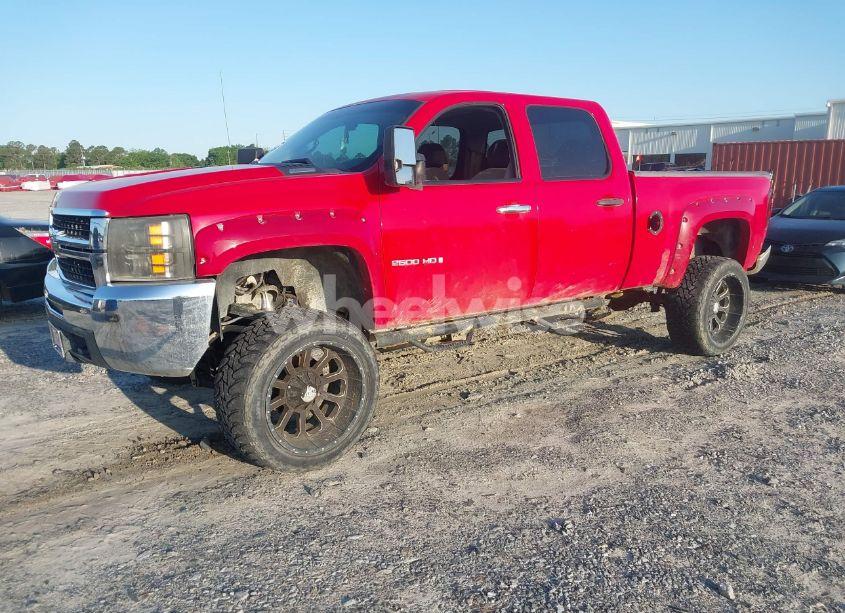 Photo 2 of 2008 Chevrolet Silverado 2500HD LT1 (VIN 1GCHK23K18F145661)