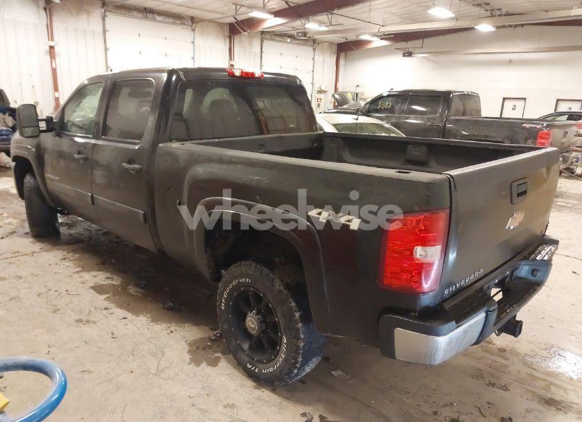 Photo 3 of 2007 Chevrolet Silverado 2500HD LT2 (VIN 1GCHK23K37F565114)