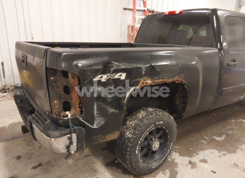 Photo 6 of 2007 Chevrolet Silverado 2500HD LT2 (VIN 1GCHK23K37F565114)