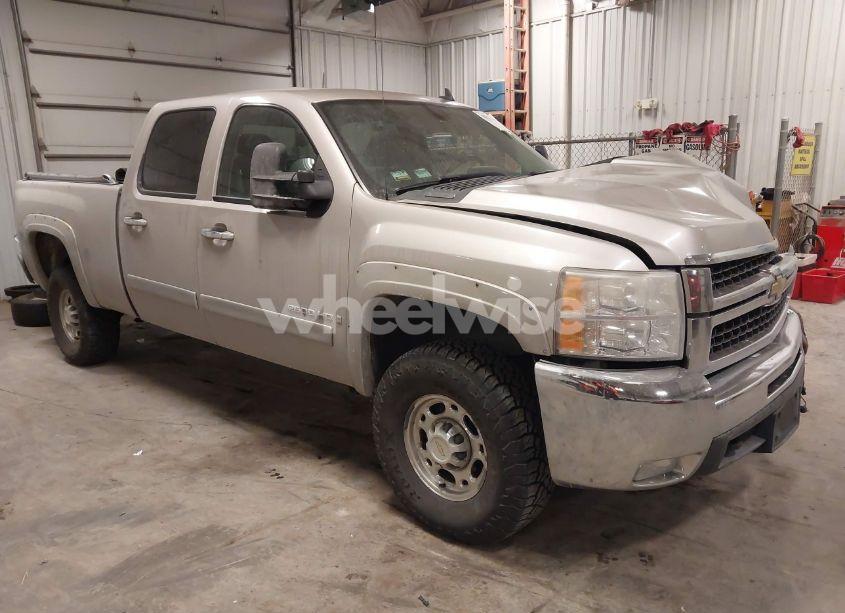 2007 Chevrolet Silverado 2500HD LT2 (VIN 1GCHK23K57F534852) main photo