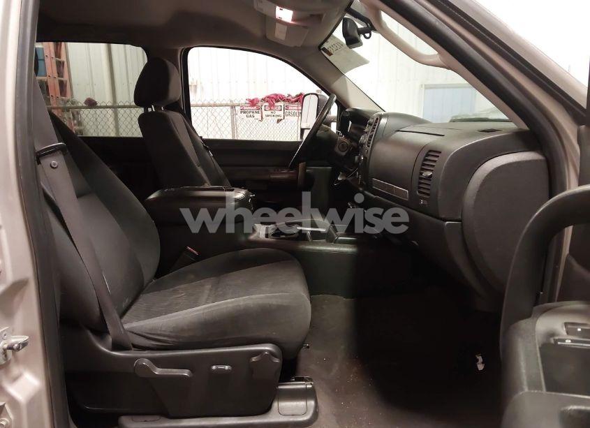 Photo 5 of 2007 Chevrolet Silverado 2500HD LT2 (VIN 1GCHK23K57F534852)