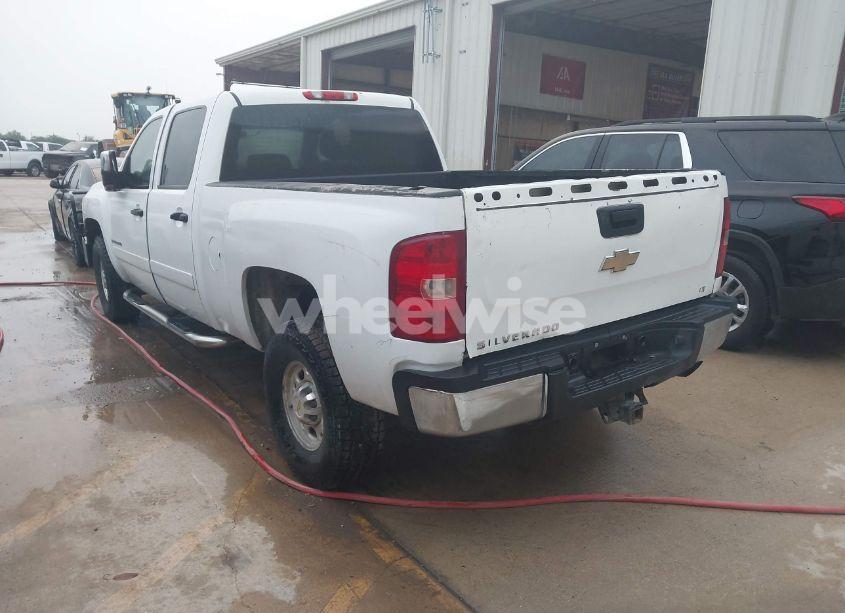 Photo 3 of 2007 Chevrolet Silverado 2500HD LT1 (VIN 1GCHK23K57F540988)