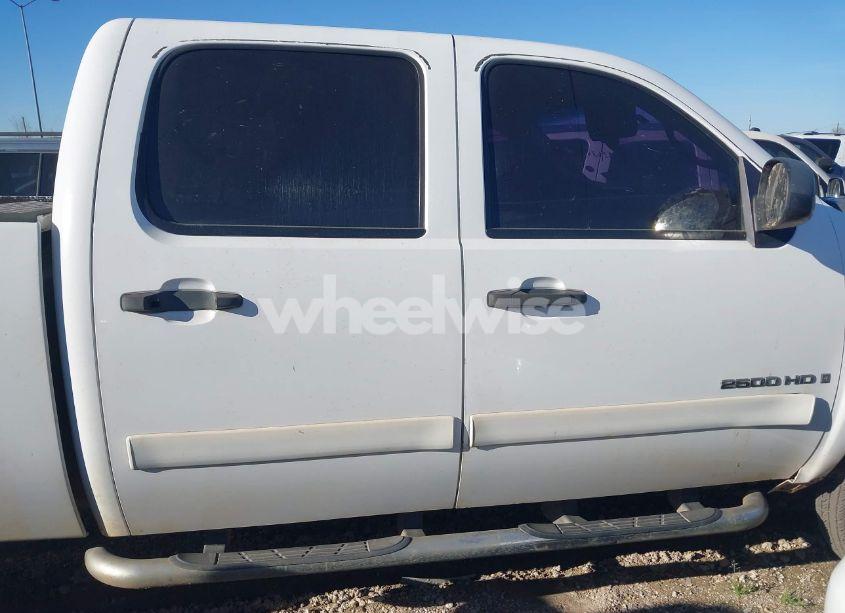 Photo 13 of 2008 Chevrolet Silverado 2500HD LT1 (VIN 1GCHK23K88F175062)