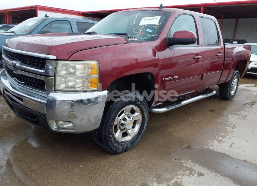 Photo 2 of 2008 Chevrolet Silverado 2500HD LTZ (VIN 1GCHK23KX8F205131)