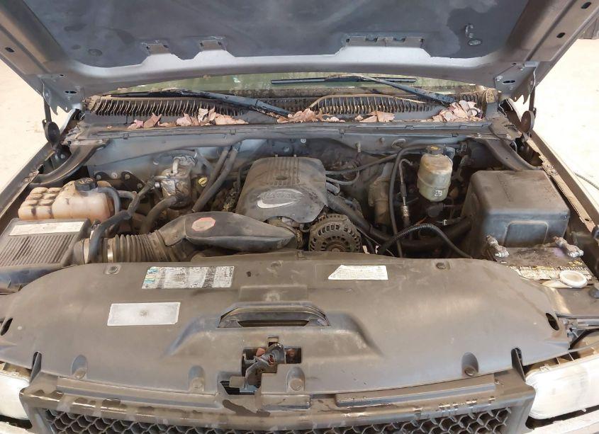 Photo 10 of 2002 Chevrolet Silverado 2500HD LS (VIN 1GCHK23U02F208306)