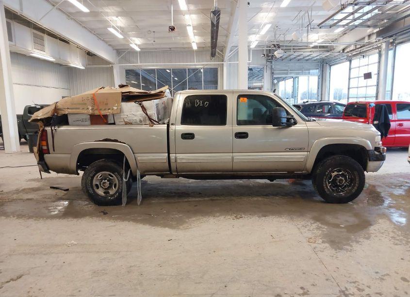 Photo 13 of 2002 Chevrolet Silverado 2500HD LS (VIN 1GCHK23U02F208306)