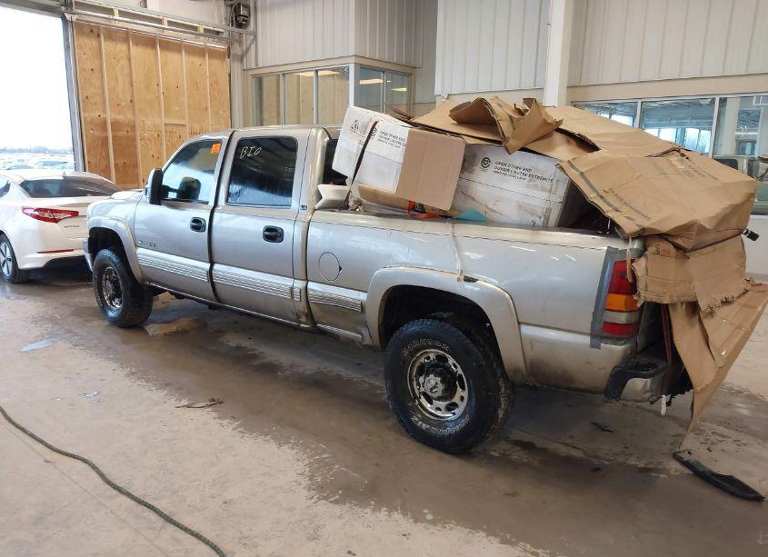 Photo 3 of 2002 Chevrolet Silverado 2500HD LS (VIN 1GCHK23U02F208306)