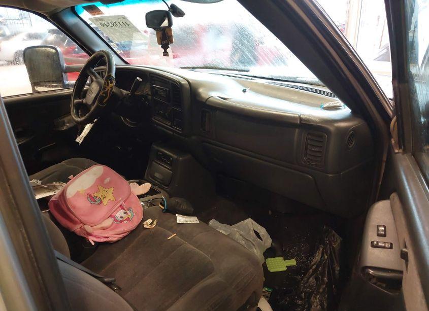 Photo 5 of 2002 Chevrolet Silverado 2500HD LS (VIN 1GCHK23U02F208306)