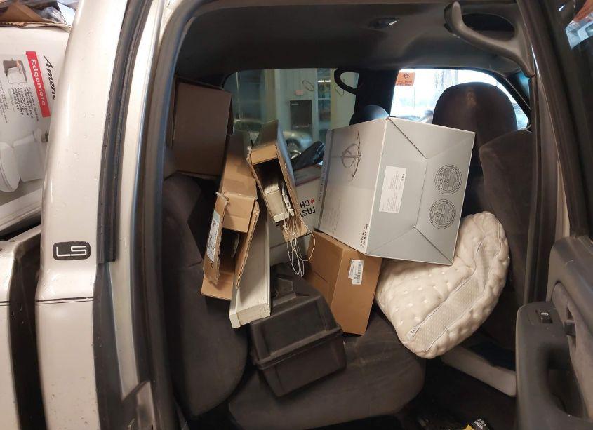 Photo 8 of 2002 Chevrolet Silverado 2500HD LS (VIN 1GCHK23U02F208306)