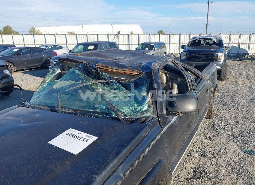 Photo 13 of 2004 Chevrolet Silverado 2500HD LS (VIN 1GCHK23U04F235055)