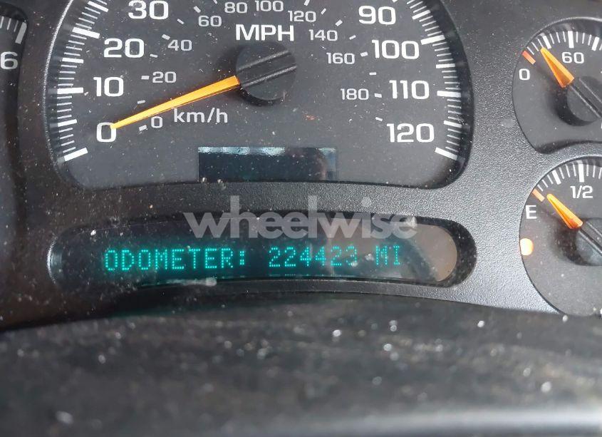 Photo 7 of 2004 Chevrolet Silverado 2500HD LS (VIN 1GCHK23U04F235055)