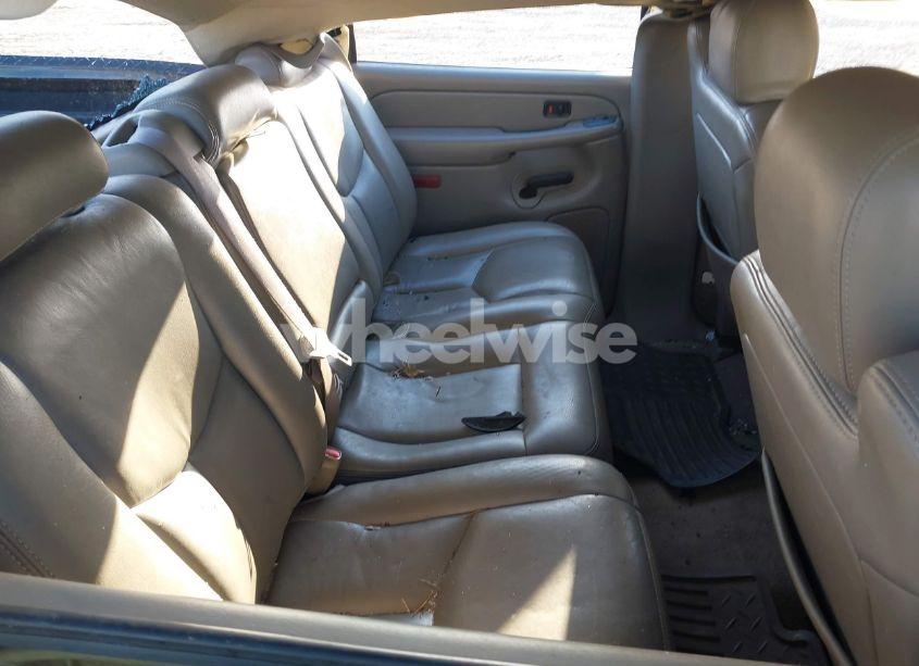 Photo 8 of 2004 Chevrolet Silverado 2500HD LS (VIN 1GCHK23U04F235055)