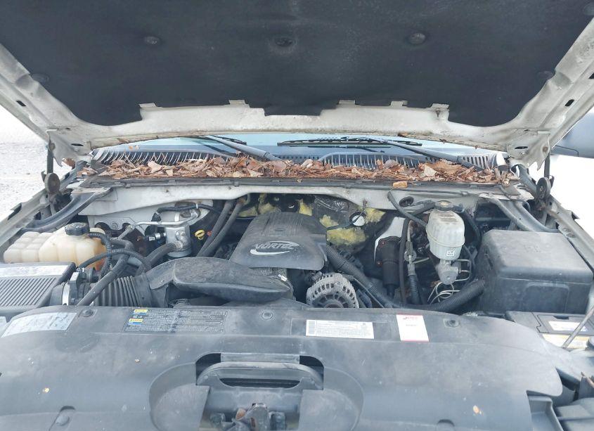 Photo 10 of 2004 Chevrolet Silverado 2500HD WORK TRUCK (VIN 1GCHK23U04F243348)