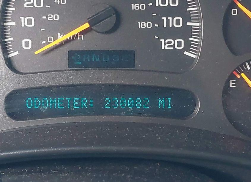 Photo 15 of 2004 Chevrolet Silverado 2500HD WORK TRUCK (VIN 1GCHK23U04F243348)