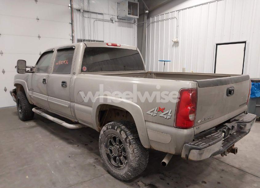 Photo 3 of 2003 Chevrolet Silverado 2500HD LS (VIN 1GCHK23U13F164494)