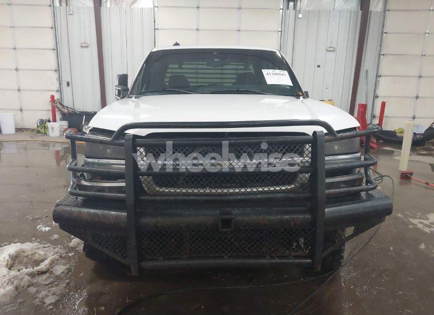 Photo 12 of 2003 Chevrolet Silverado 2500HD LS (VIN 1GCHK23U13F258343)