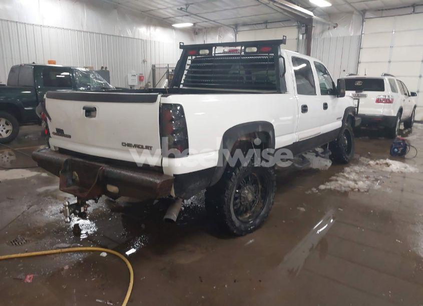 Photo 4 of 2003 Chevrolet Silverado 2500HD LS (VIN 1GCHK23U13F258343)