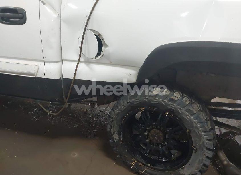 Photo 6 of 2003 Chevrolet Silverado 2500HD LS (VIN 1GCHK23U13F258343)