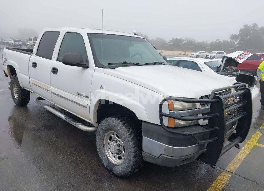 2004 Chevrolet Silverado 2500HD LT (VIN 1GCHK23U14F221732) main photo