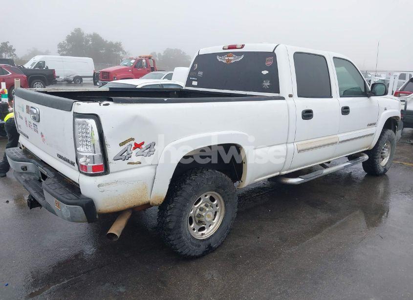 Photo 4 of 2004 Chevrolet Silverado 2500HD LT (VIN 1GCHK23U14F221732)