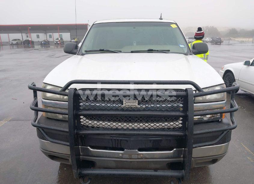 Photo 6 of 2004 Chevrolet Silverado 2500HD LT (VIN 1GCHK23U14F221732)