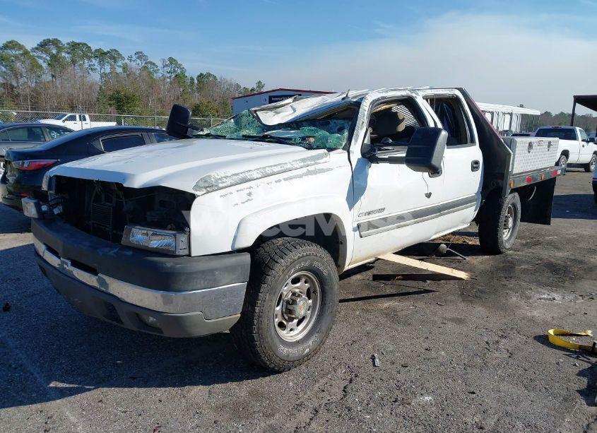 Photo 2 of 2004 Chevrolet Silverado 2500HD LS (VIN 1GCHK23U14F224758)