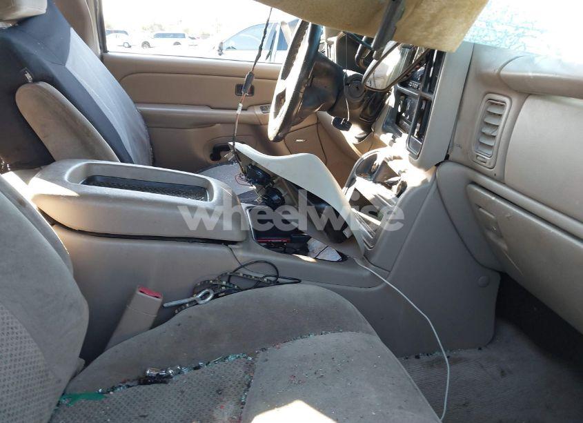 Photo 5 of 2004 Chevrolet Silverado 2500HD LS (VIN 1GCHK23U14F224758)