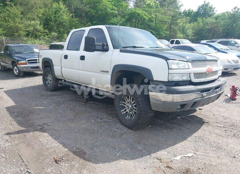 2005 Chevrolet Silverado 2500HD WORK TRUCK (VIN 1GCHK23U15F878550) main photo