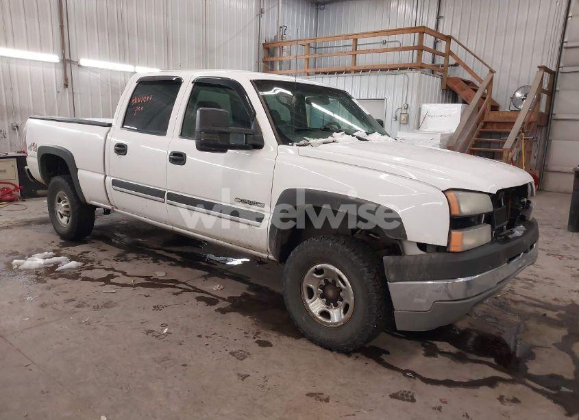 2003 Chevrolet Silverado 2500HD (VIN 1GCHK23U33F109366) main photo