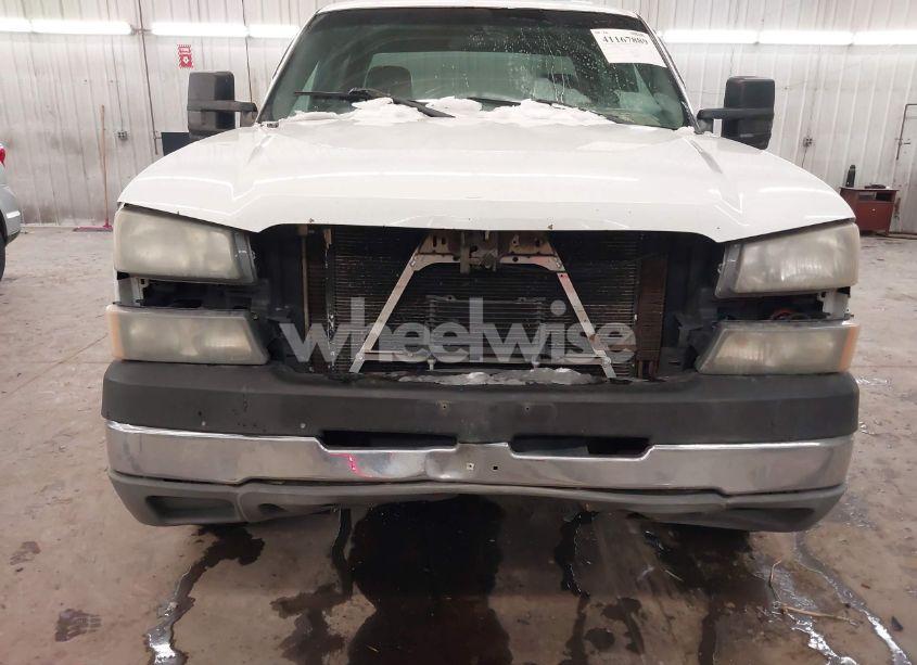 Photo 6 of 2003 Chevrolet Silverado 2500HD (VIN 1GCHK23U33F109366)